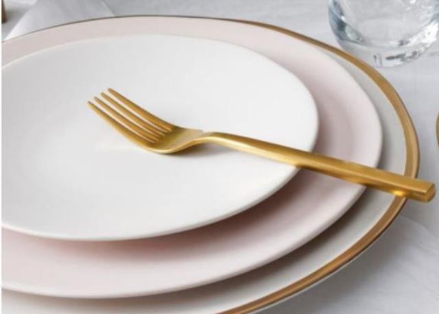 Where to find CHINA, HEIRLOOM BLUSH in New Orleans